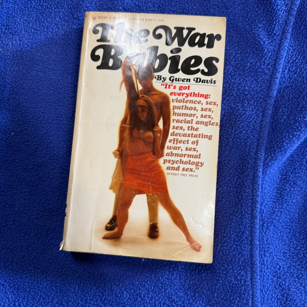 The War Babies Gwen Davis Vintage Bantam‎ Book Novel Paperback